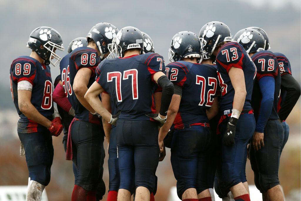 Custom American Football Uniforms for Clubs, Schools & Youth Leagues in the US
